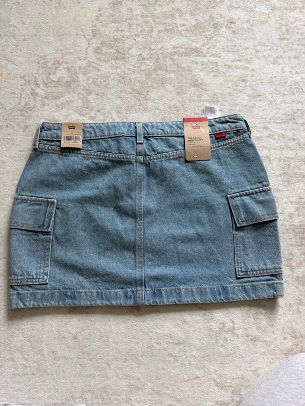 Levi's Light Blue Denim Mini Skirt with Cargo Pockets - Picture 3 of 3